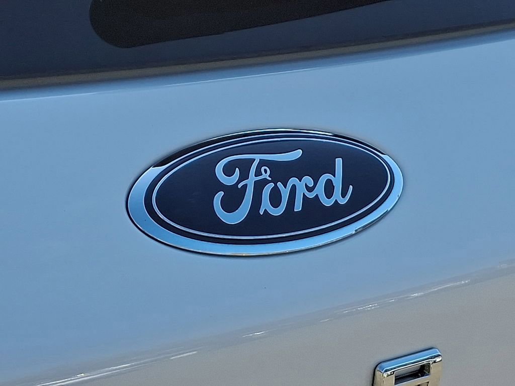 Certified 2024 Ford Escape Platinum w/ Premium Technology Package AWD/4WD image 31