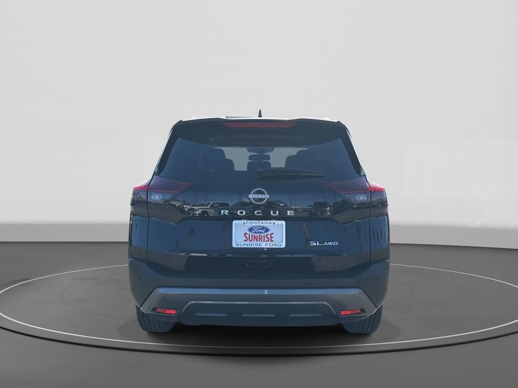 Used 2023 Nissan Rogue SL image 4