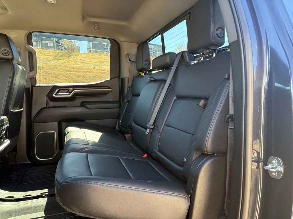 Used 2022 GMC Sierra 1500 SLT w/ SLT Premium Plus Package AWD/4WD image 24