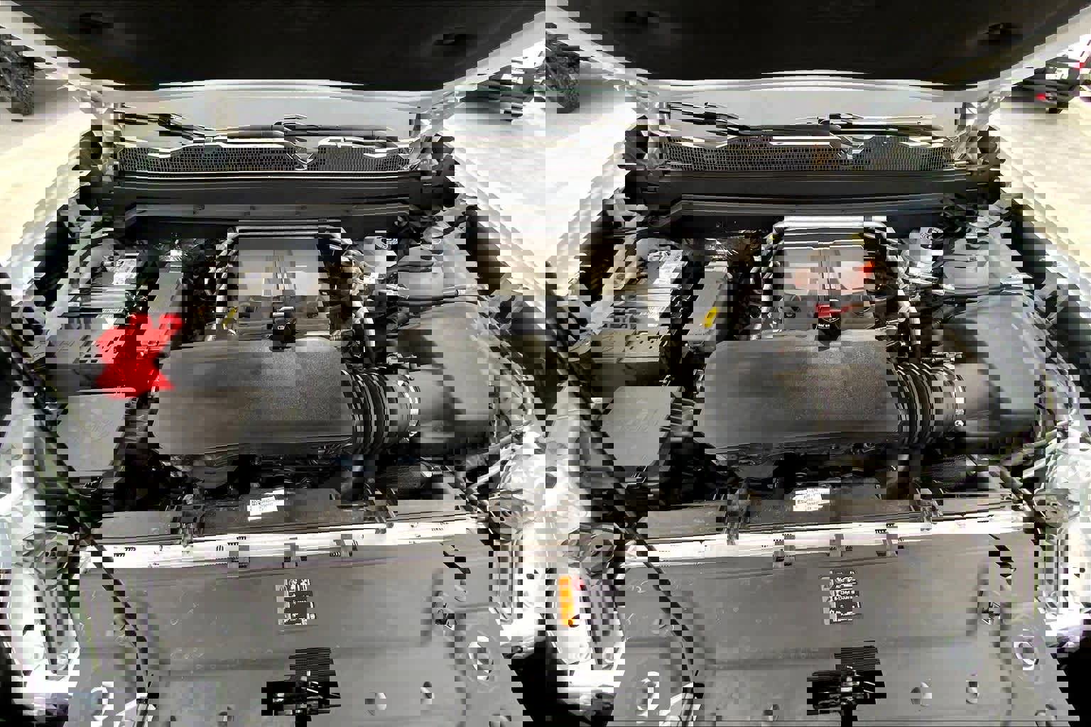 Used 2024 GMC Canyon AT4 w/ AT4 Premium Package image 9