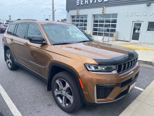 Used 2026 Jeep Grand Cherokee L Limited AWD/4WD image 2