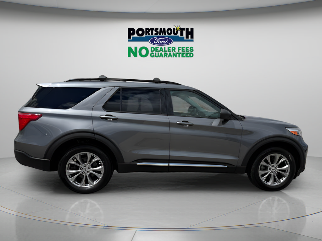 Certified 2022 Ford Explorer XLT w/ Equipment Group 202A AWD/4WD image 6