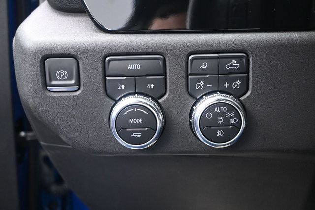 Used 2023 GMC Sierra 1500 Elevation w/ Elevation Premium Package AWD/4WD image 8