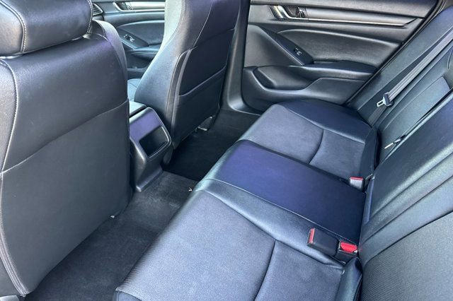 Used 2019 Honda Accord Sport image 14