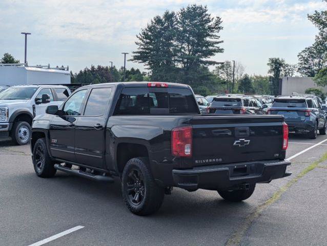 Used 2018 Chevrolet Silverado 1500 LTZ Z71 w/ Midnight Edition AWD/4WD image 5