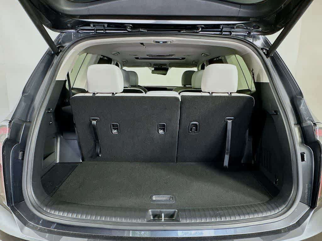 Used 2024 Kia Telluride EX w/ EX Captain's Chair Package FWD image 19