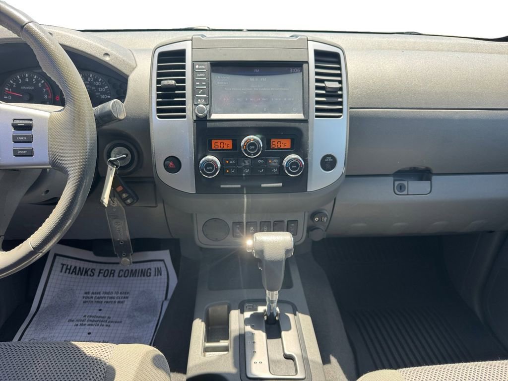 Used 2019 Nissan Frontier SV w/ Value Truck Package RWD image 11