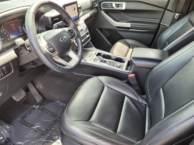 Certified 2023 Ford Explorer XLT w/ Equipment Group 202A AWD/4WD image 12