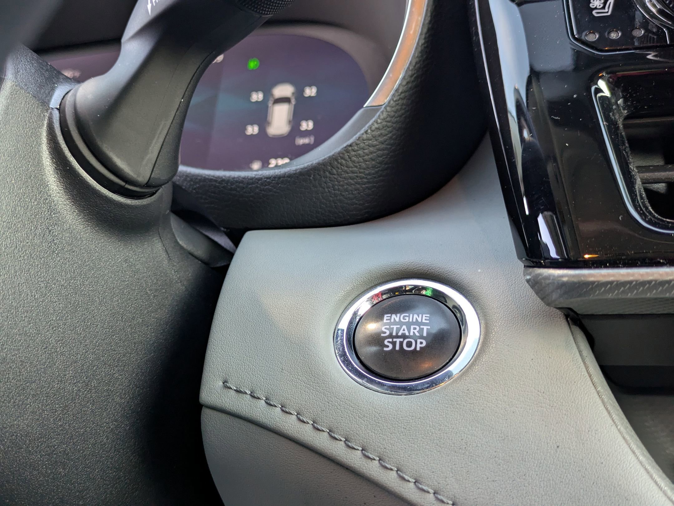 Used 2023 Toyota Highlander Platinum image 25