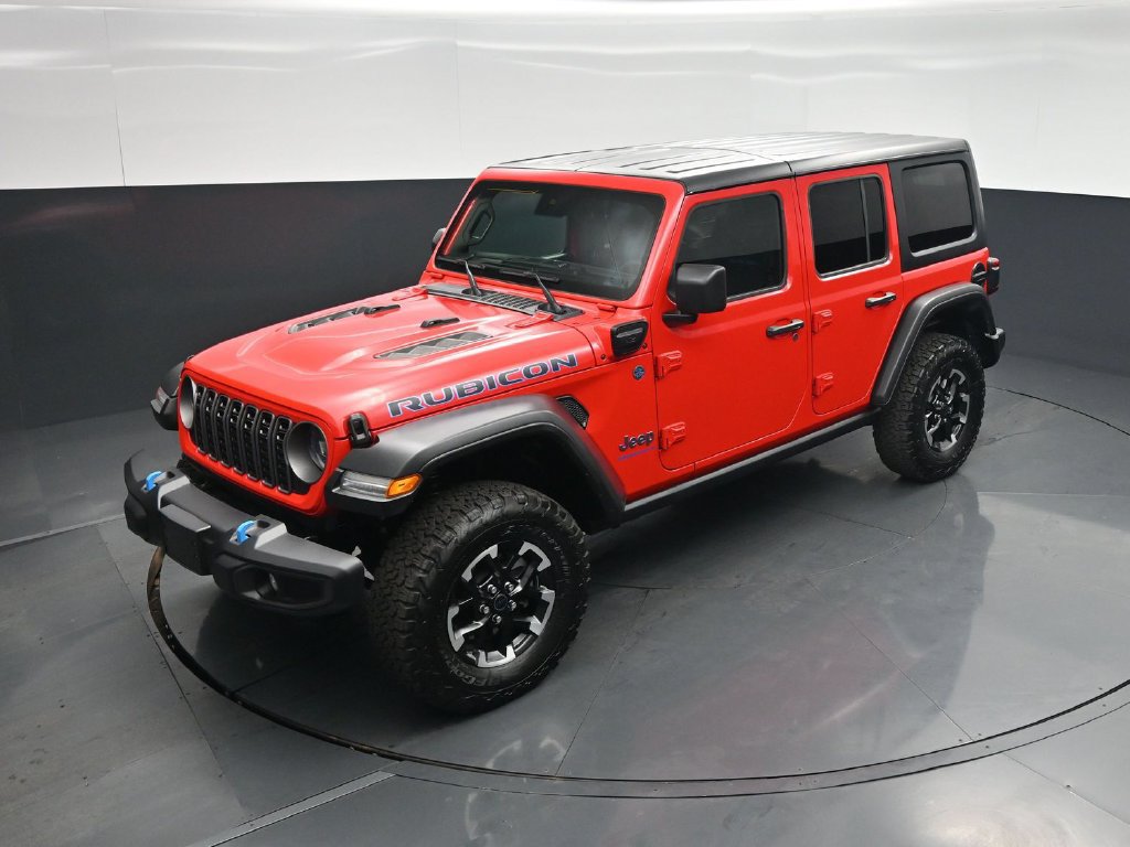 Used 2025 Jeep Wrangler Unlimited Rubicon 4xe w/ Safety Group AWD/4WD image 32