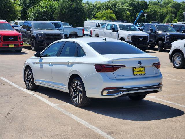 Used 2024 Volkswagen Jetta SEL FWD image 4