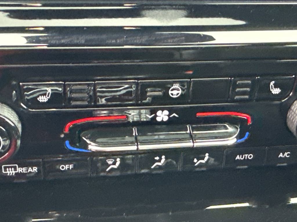 Used 2025 Jeep Grand Cherokee L Altitude image 33