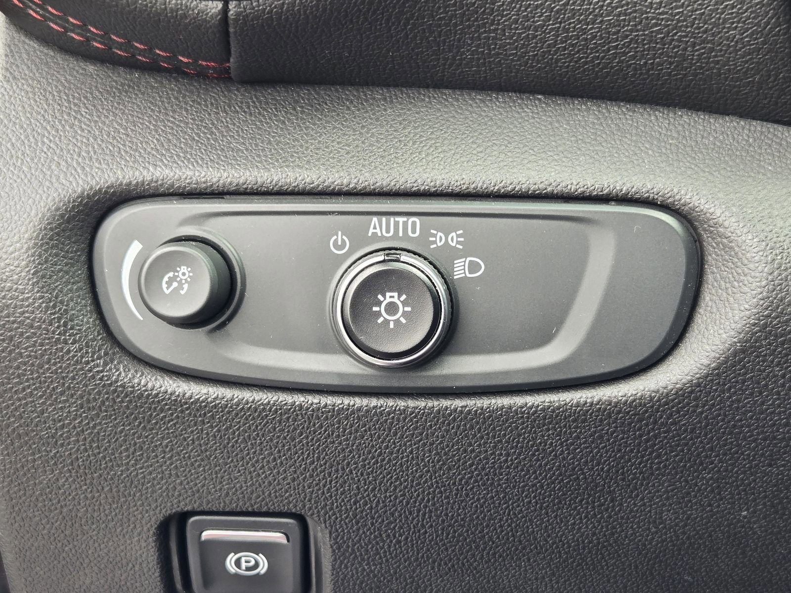 Used 2020 Chevrolet Blazer RS image 17