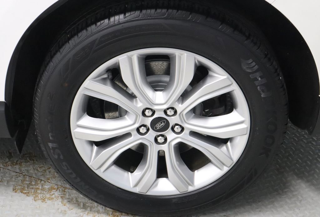 Certified 2023 Ford Edge Titanium AWD/4WD image 20