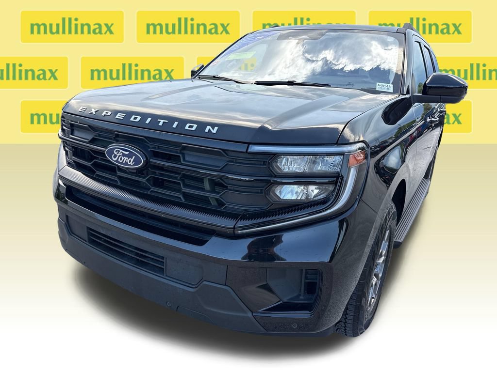 Certified 2025 Ford Expedition Active RWD image 10