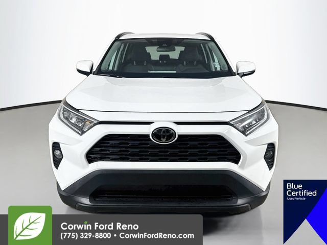 Used 2021 Toyota RAV4 XLE AWD/4WD image 2