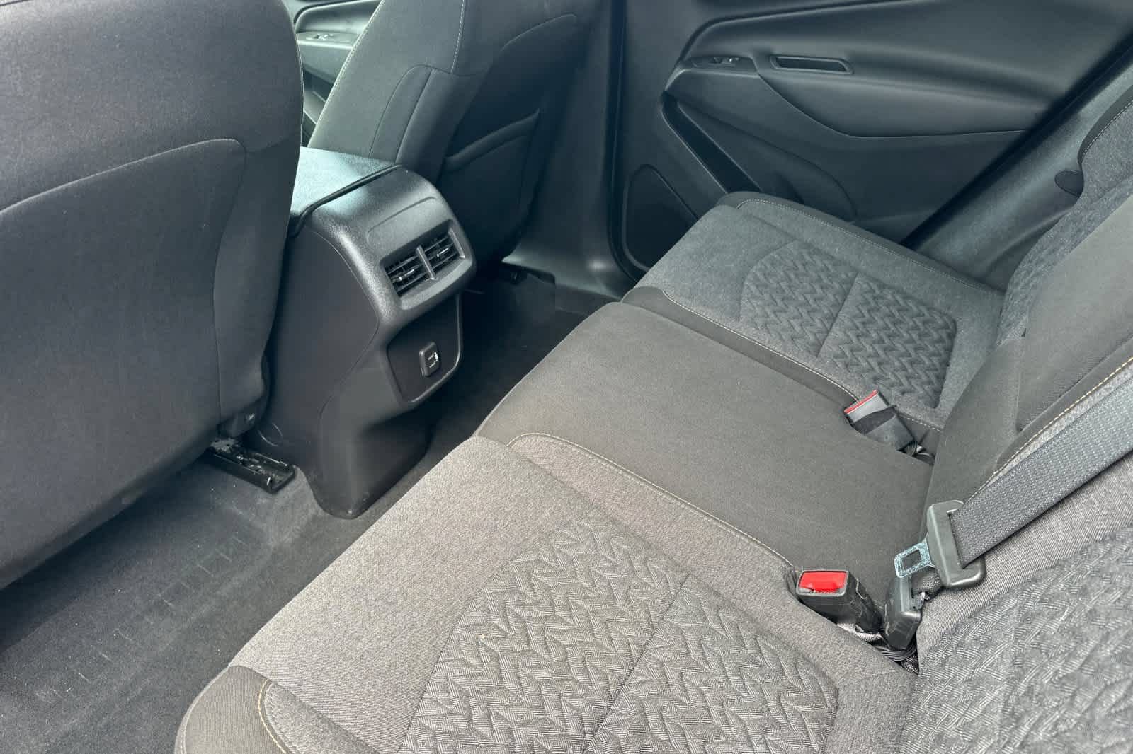 Used 2022 Chevrolet Equinox LT w/ LPO, Floor Liner Package AWD/4WD image 4