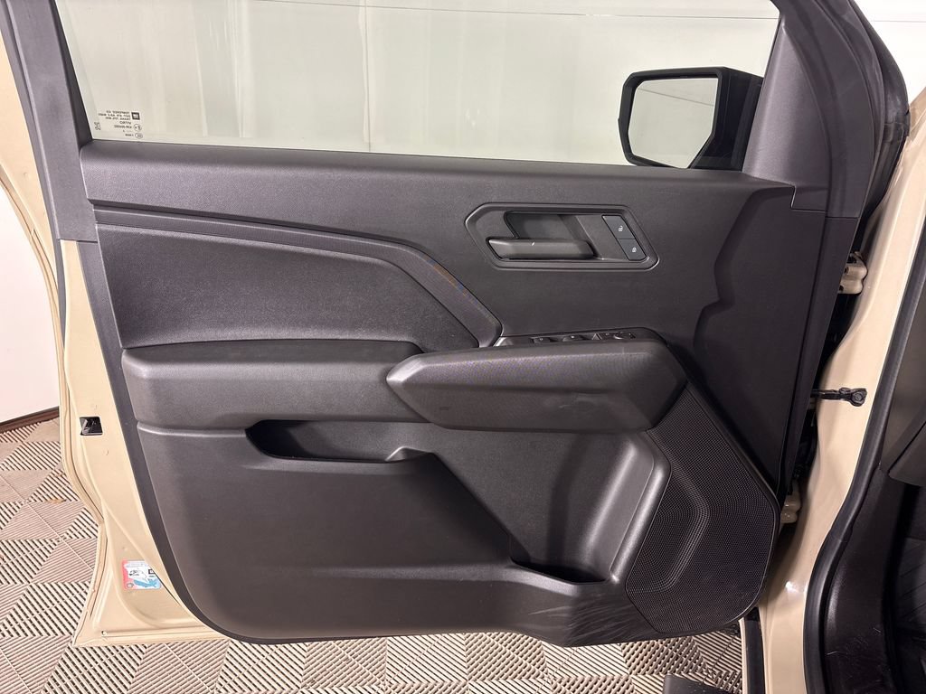 Used 2023 Chevrolet Colorado Trail Boss AWD/4WD image 16