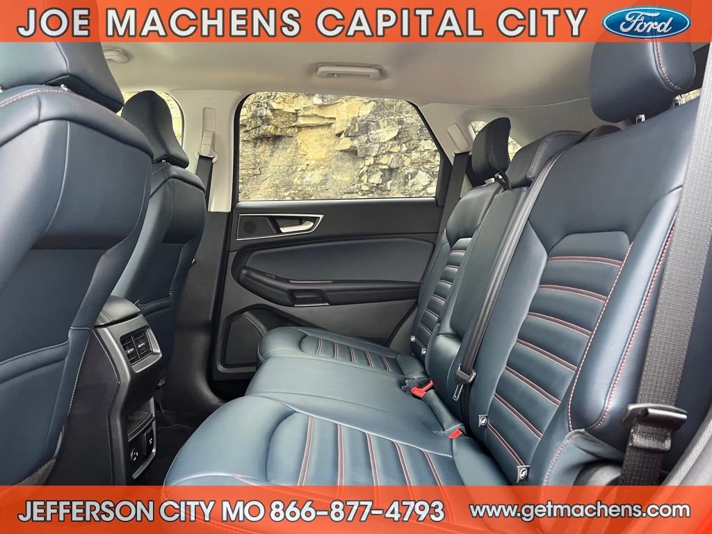 Certified 2022 Ford Edge SEL w/ Sport Appearance Package image 12