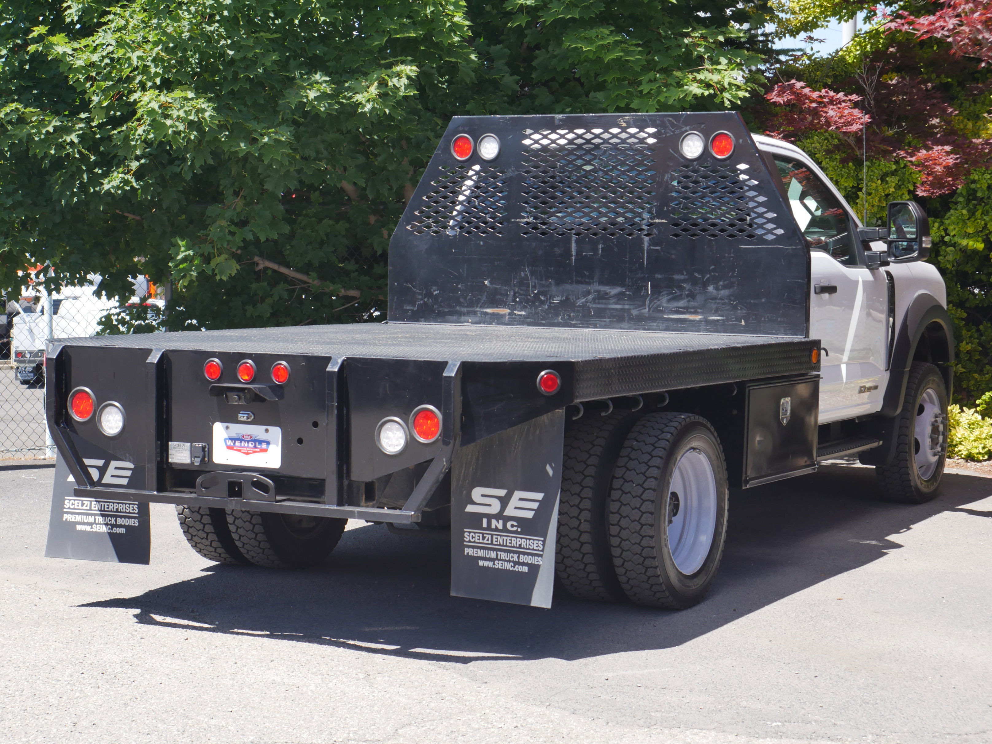 Certified 2024 Ford F550 4x4 Regular Cab Super Duty image 20