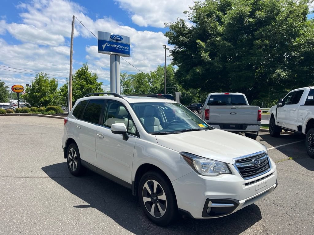 Used 2017 Subaru Forester 2.5i Limited AWD/4WD image 3