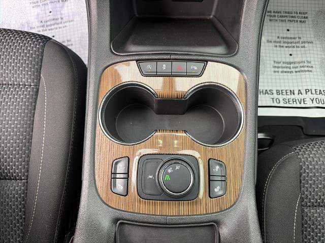 Used 2023 GMC Acadia SLE w/ Driver Convenience Package FWD image 14