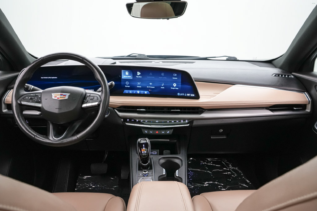 Used 2024 Cadillac XT4 Premium Luxury w/ Active Safety Package AWD/4WD image 16