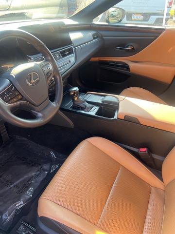 Used 2022 Lexus ES 350 w/ Premium Package image 6