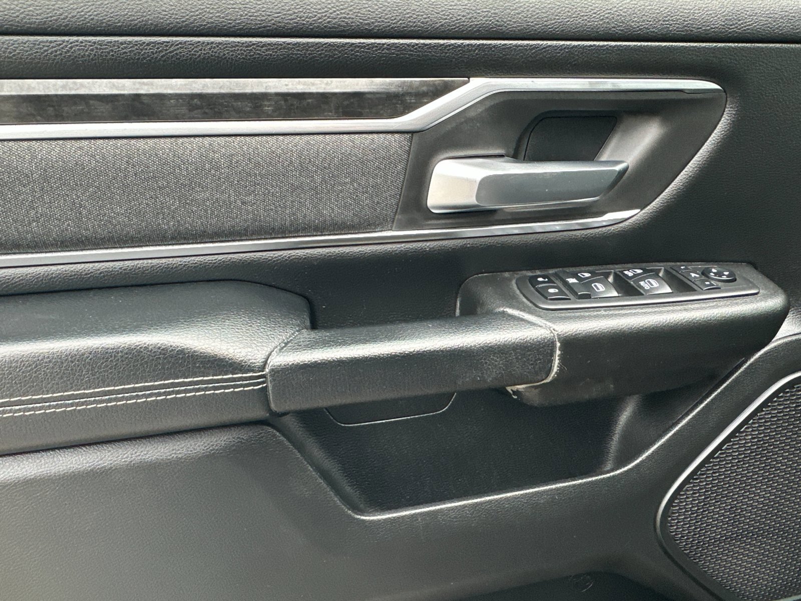 Used 2019 RAM 1500 Big Horn image 11