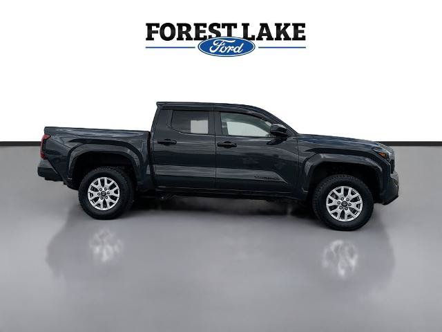 Used 2024 Toyota Tacoma SR5 AWD/4WD image 8