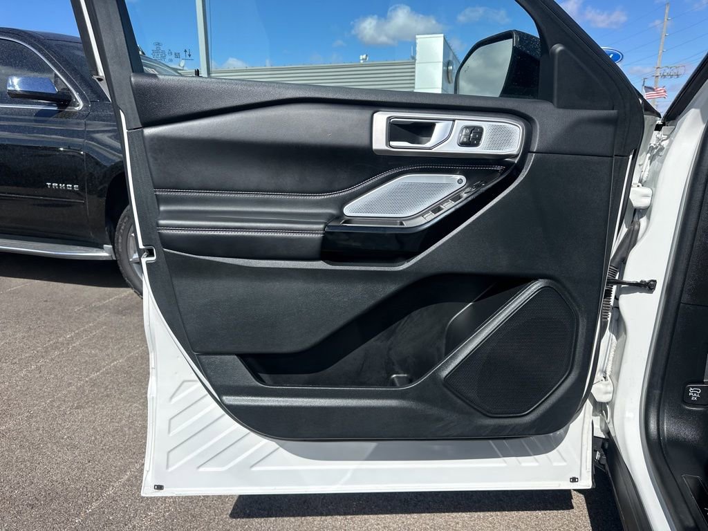Certified 2024 Ford Explorer ST w/ Equipment Group 401A image 19