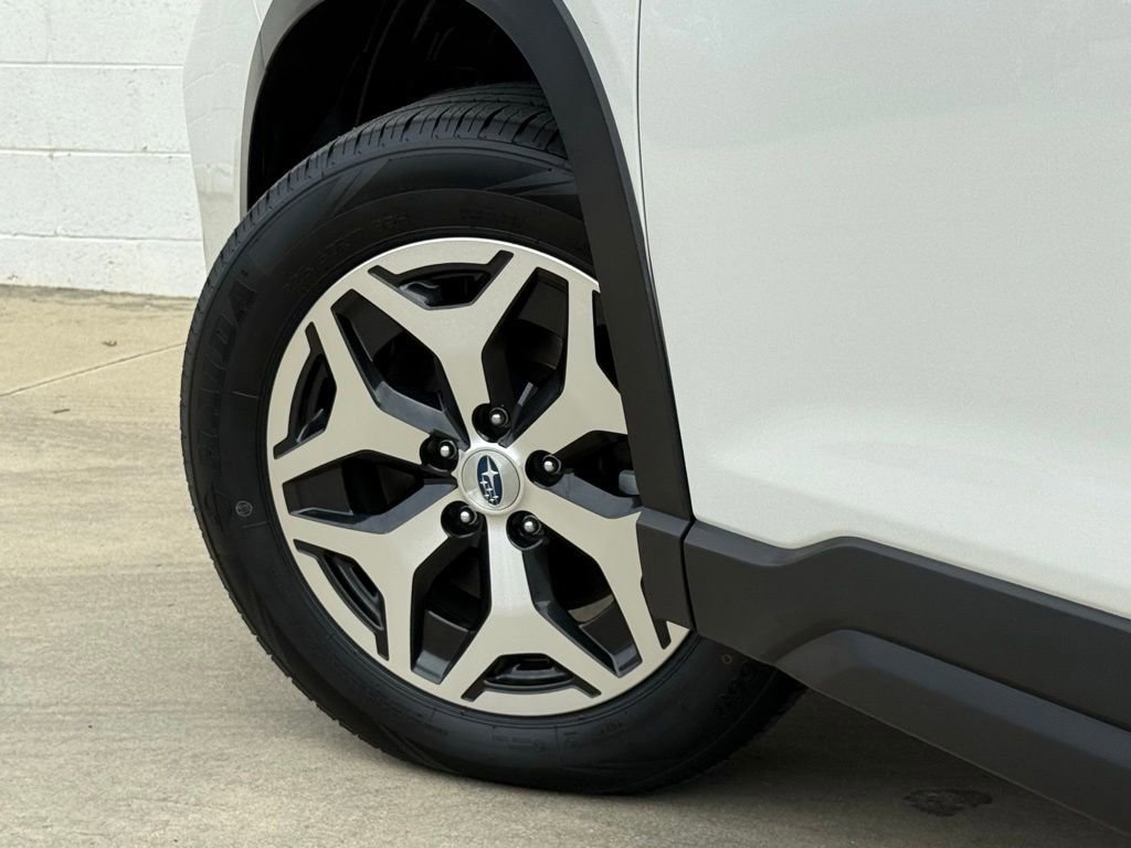 Used 2021 Subaru Forester Premium image 18