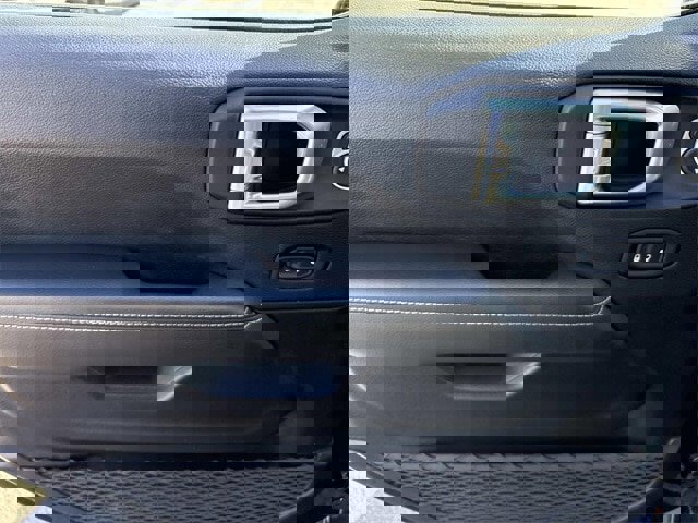 Used 2021 Jeep Gladiator Overland w/ Popular Equipment Package image 23