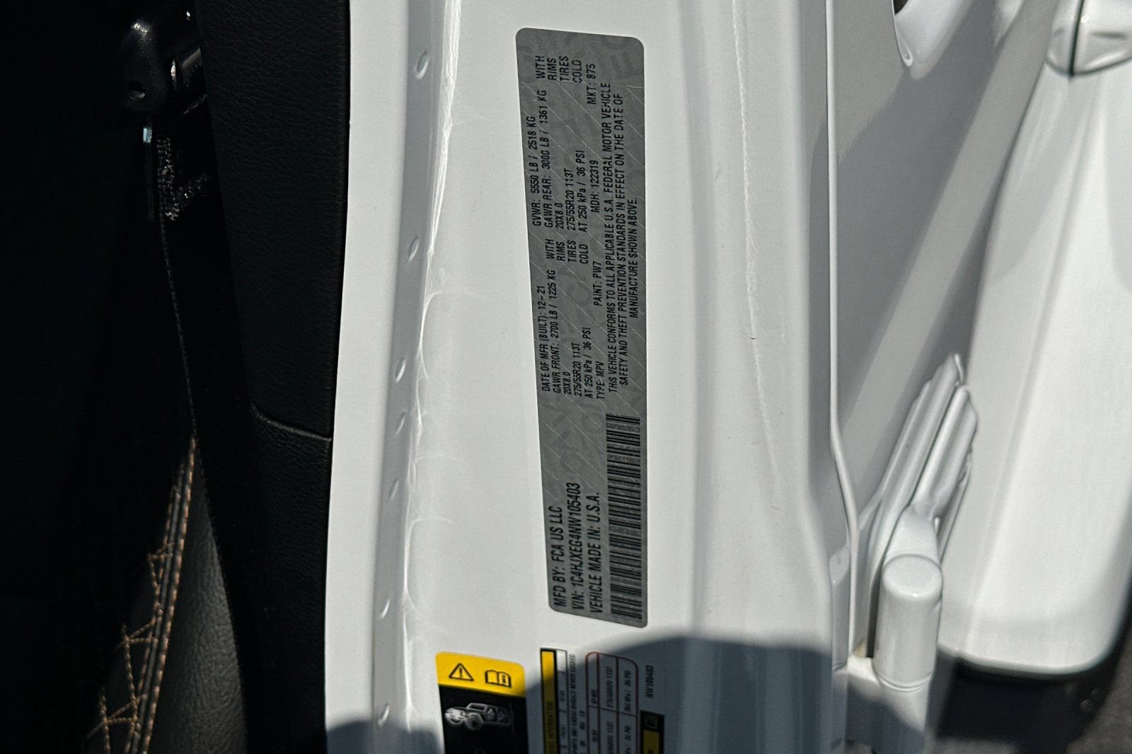 Used 2022 Jeep Wrangler Unlimited Sahara AWD/4WD image 28