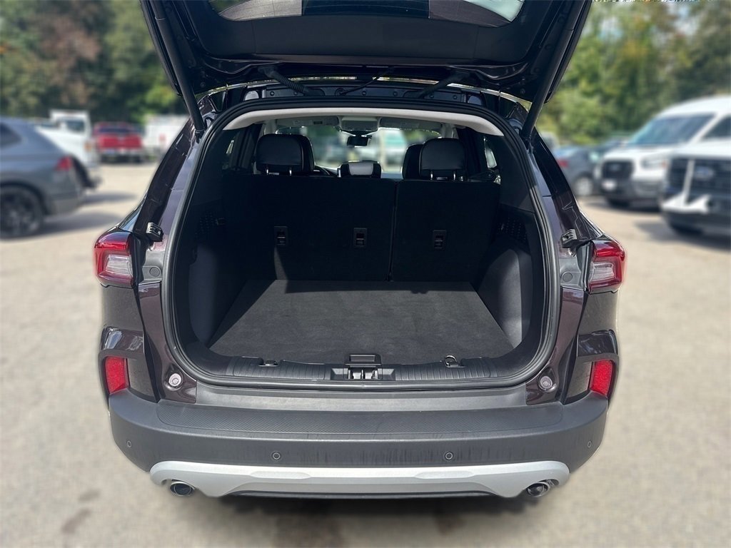 Certified 2023 Ford Escape Platinum image 11