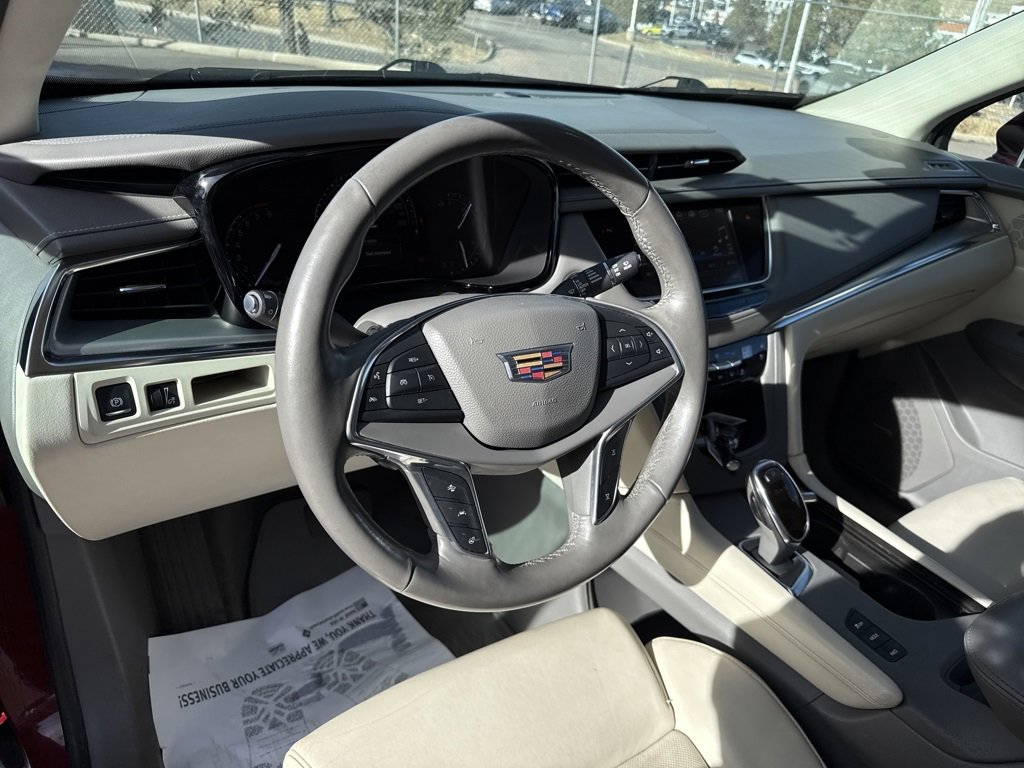 Used 2017 Cadillac XT5 Premium Luxury image 14