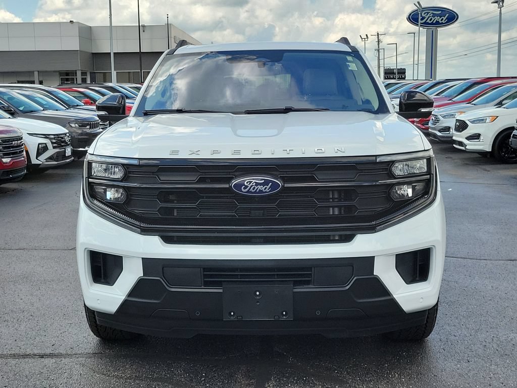 Certified 2025 Ford Expedition Max Active AWD/4WD image 2