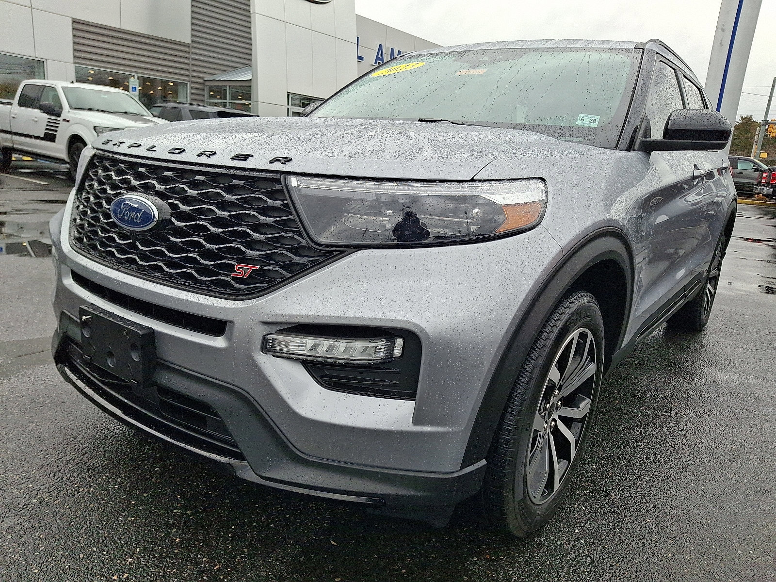 Certified 2023 Ford Explorer ST w/ ST High-Performance Pack image 10