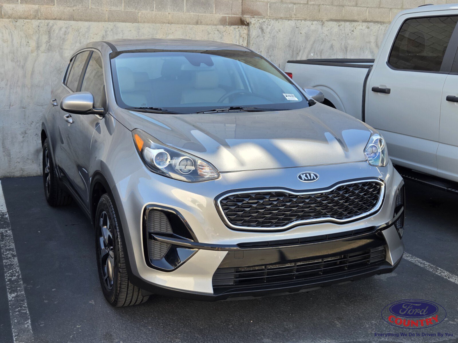 Used 2022 Kia Sportage LX FWD image 1