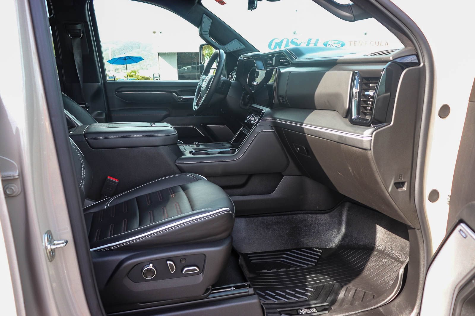 Used 2026 GMC Sierra 2500 AT4X w/ AT4X AEV Edition AWD/4WD image 16