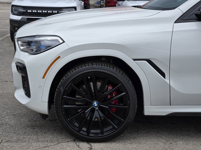 Used 2022 BMW X6 xDrive40i w/ Executive Package AWD/4WD image 9