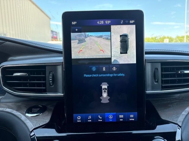 Certified 2022 Ford Explorer Platinum w/ Equipment Group 601A AWD/4WD image 18