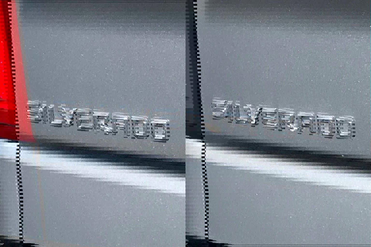 Used 2023 Chevrolet Silverado 1500 High Country w/ Technology Package image 12