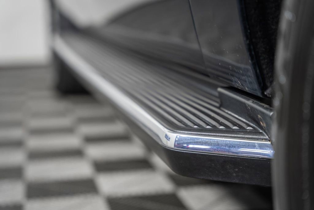 Certified 2023 Ford Expedition Max XLT image 21