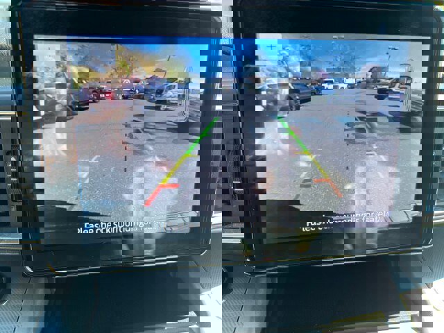 Certified 2022 Ford Explorer XLT w/ Equipment Group 202A image 13