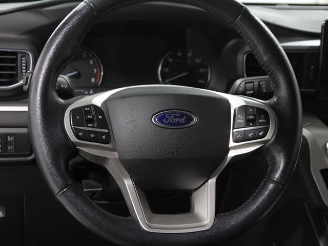 Certified 2021 Ford Explorer XLT w/ Equipment Group 202A image 9