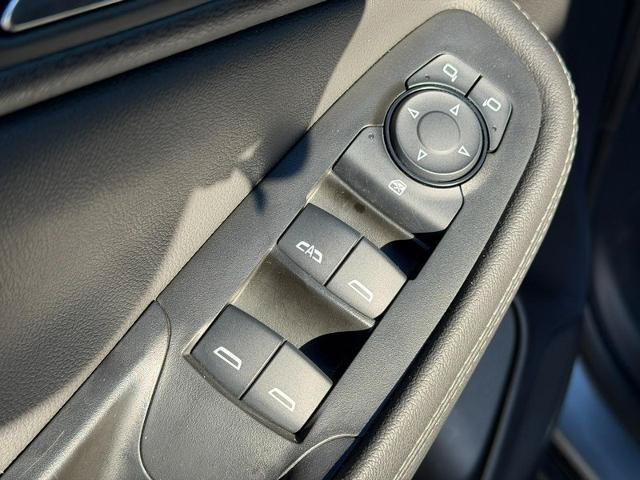 Used 2024 Buick Encore GX Sport Touring FWD image 16