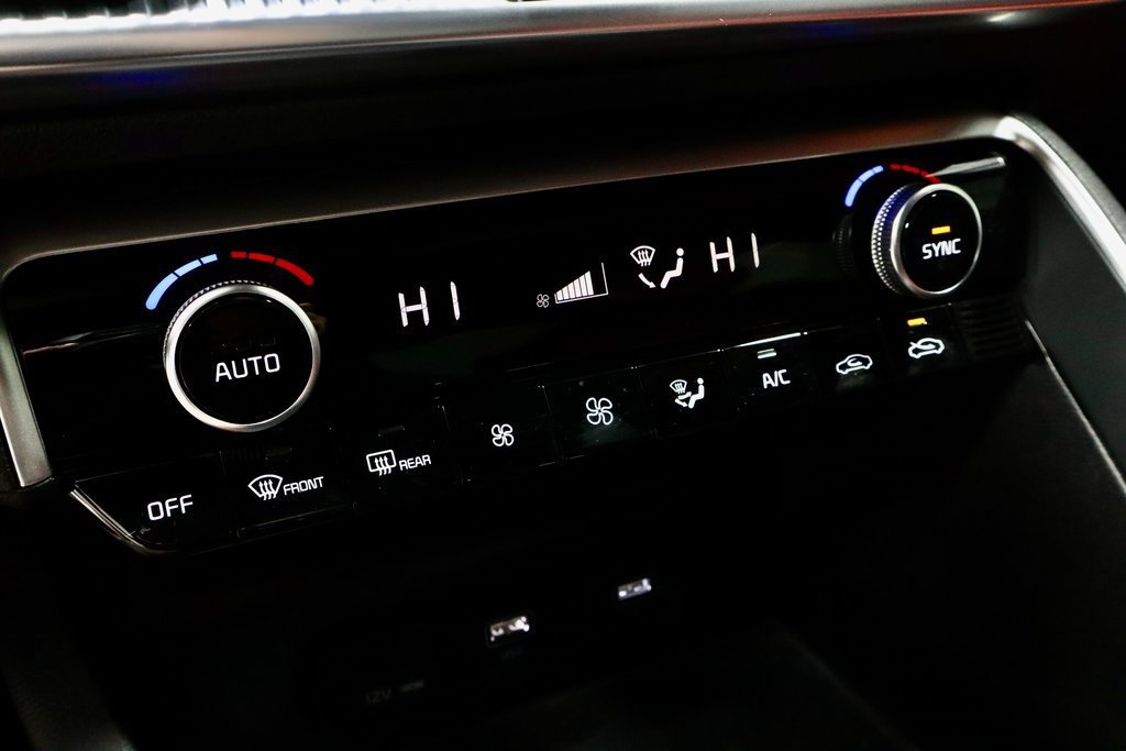 Used 2023 Kia K5 GT-Line image 32