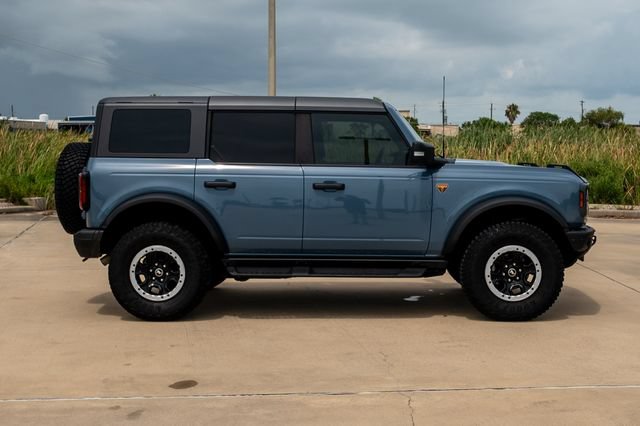 Certified 2024 Ford Bronco Badlands AWD/4WD image 3