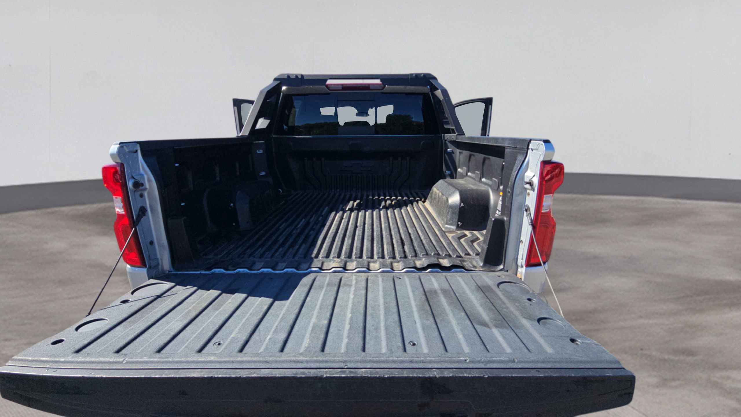 Used 2022 Chevrolet Silverado 1500 RST w/ Convenience Package II image 19